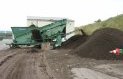 Criblage du compost Ã Barjac - JPG - 62.8 ko
