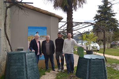 Jean-François Borie, vice-président du SICTOBA, Max Thibon, maire de la commune de Saint-Alban-Auriolles, Yoann Adamoli et Gaultier Maillard, employés communaux.