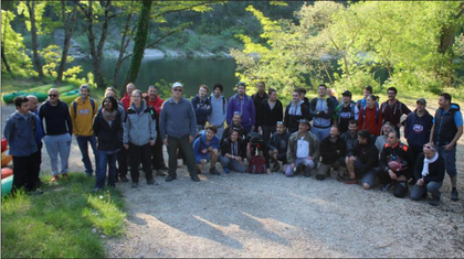 Les participants au départ de la base nautique de Châmes